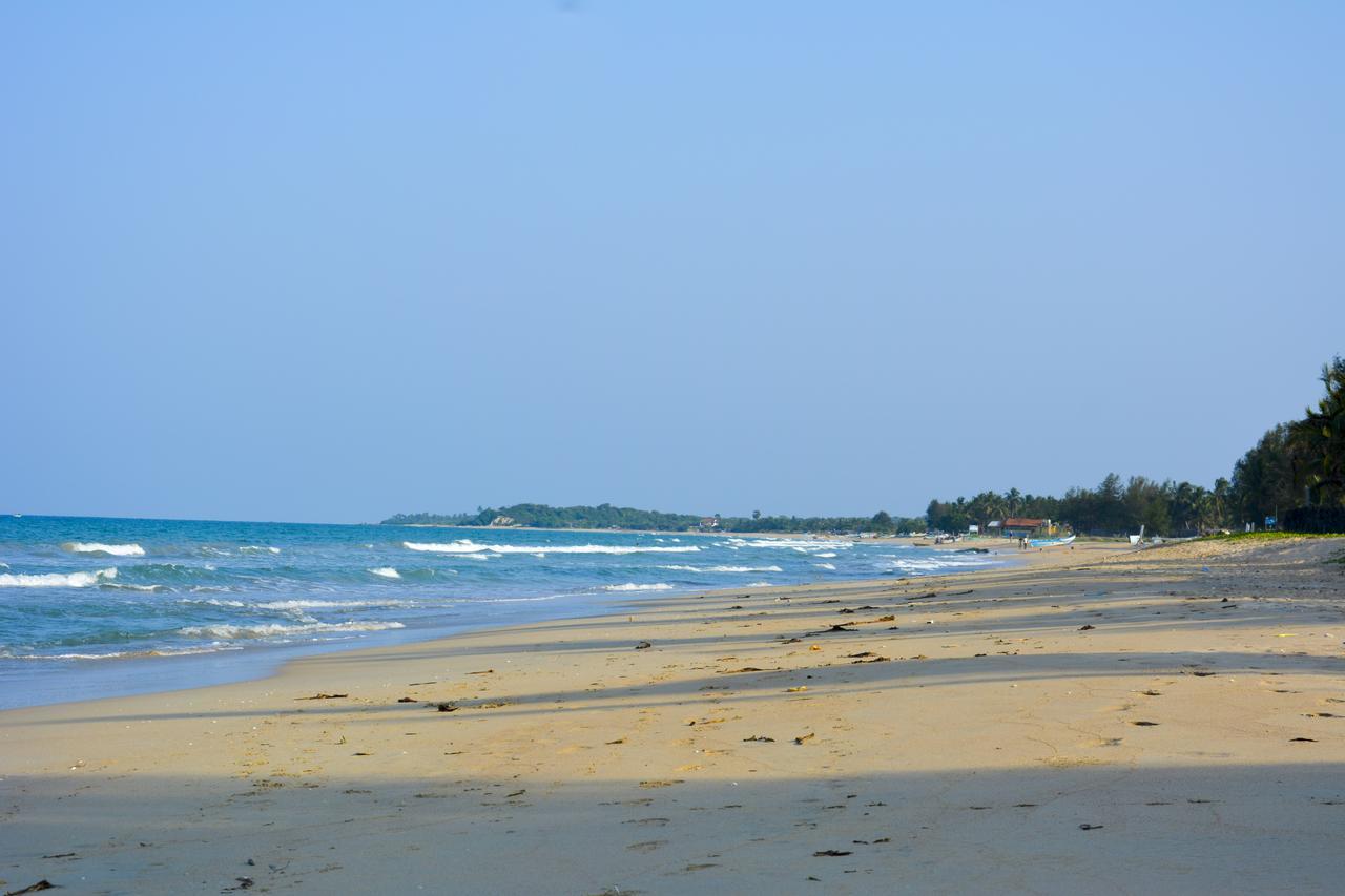 Pearl Of Ocean Front Appartement Trincomalee Buitenkant foto